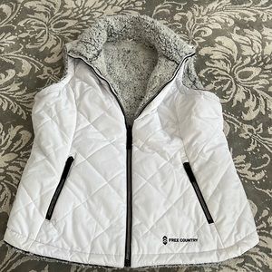 Free Country soft Sherpa lined vest